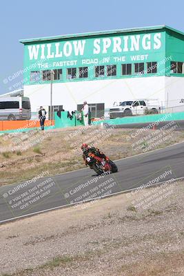 media/Apr-20-2025-AHRMA (Sun) [[393a79c373]]/Race/Group 11 early race/Turn 4b/